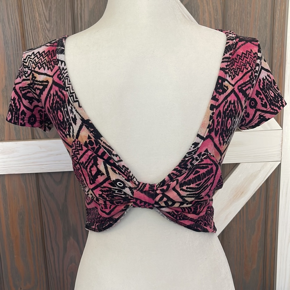 Reversible Patterned Crop Top - Picture 2 of 5